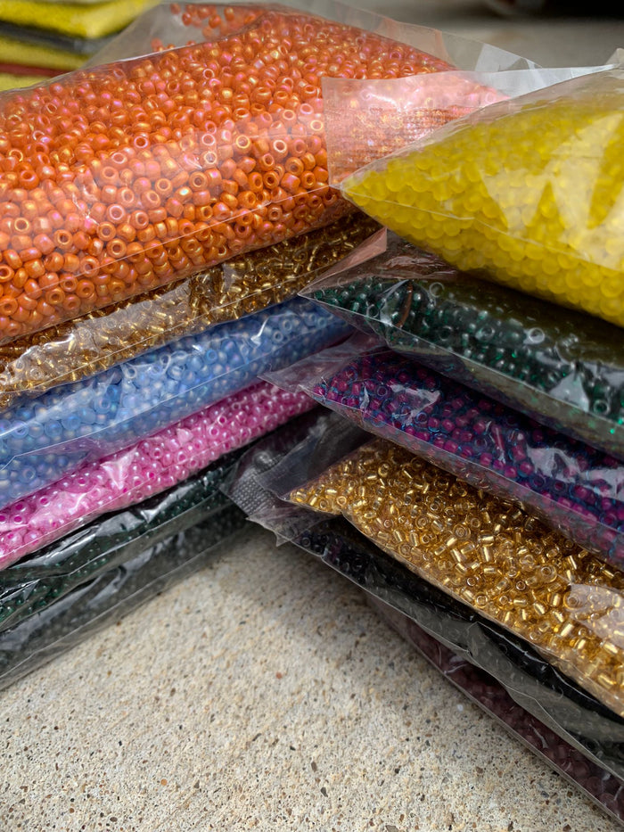 3mm - 8/0 Seed Beads Glass Seed Beads For Jewelry Making, DIY Waist beads, Bracelet Necklace Earrings- 450 Grams