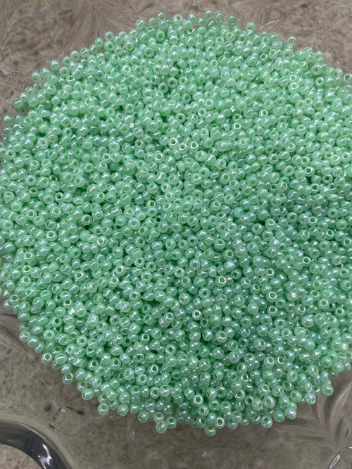 3mm Glass beads - Mint Green beads,  Pale Green beads, 8/0 Seed Beads Glass Beads, 450 Grams