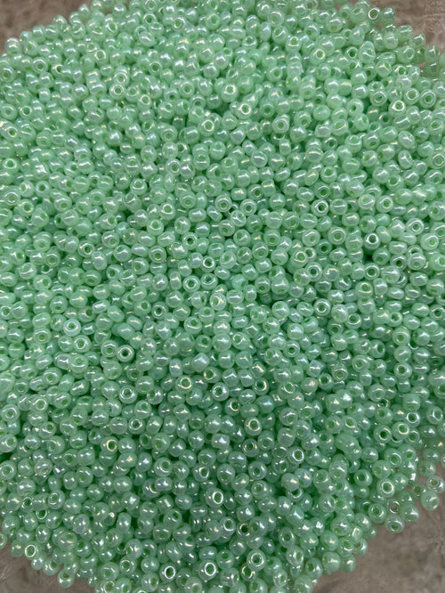 3mm Glass beads - Mint Green beads,  Pale Green beads, 8/0 Seed Beads Glass Beads, 450 Grams