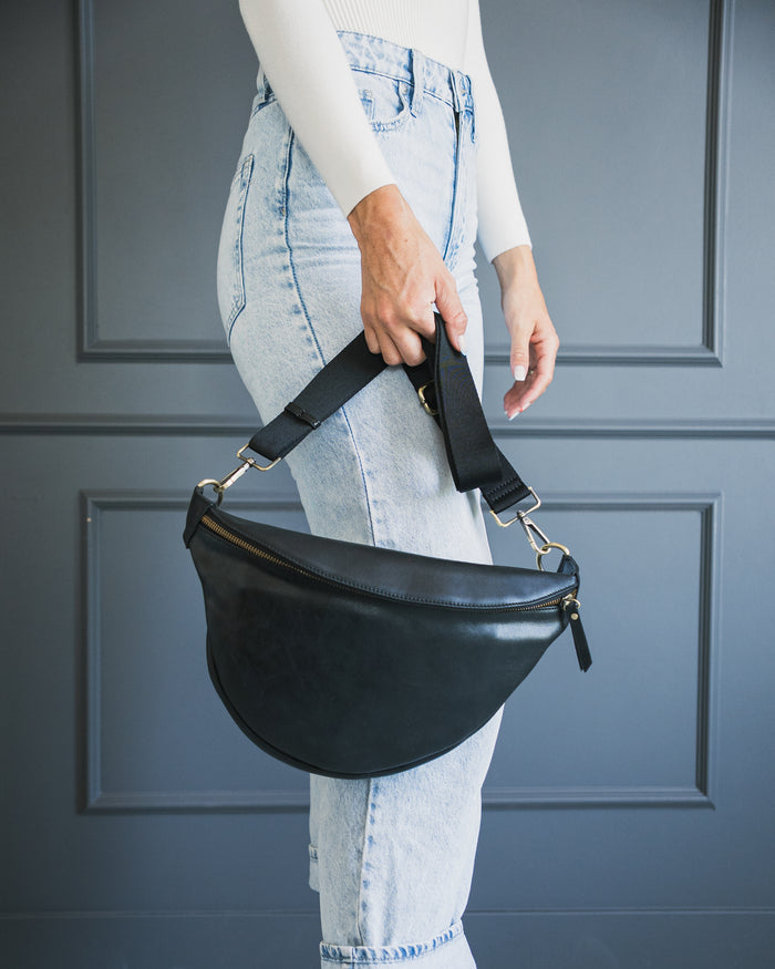 Amy Crossbody Bag | Ebony Genuine Leather Everyday Purse