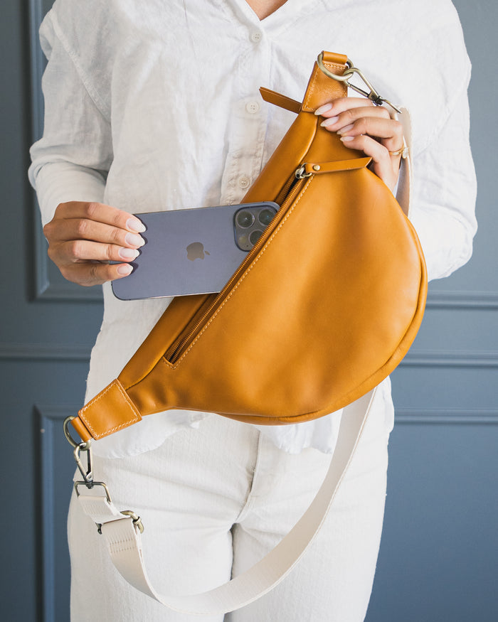Amy Crossbody Bag | Light Brown Genuine Leather Everyday Purse