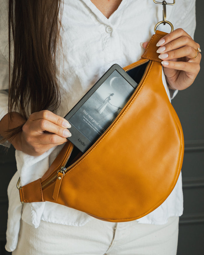 Amy Crossbody Bag | Light Brown Genuine Leather Everyday Purse