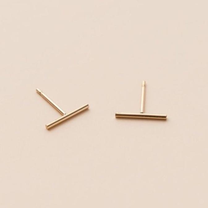 BAR POST EARRINGS