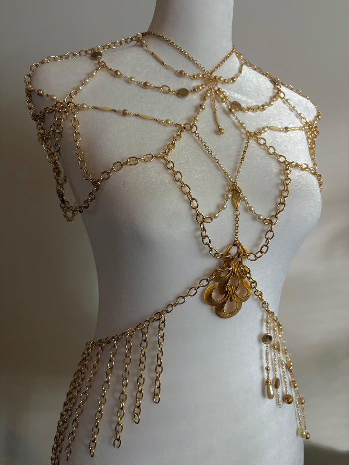 Body Jewelry Shoulder, Torso, and Waist Set with Dangling Chain Belt and Resting on Shoulders