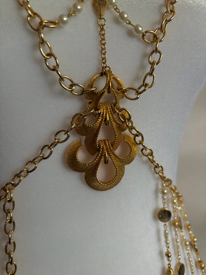 Body Jewelry Shoulder, Torso, and Waist Set with Dangling Chain Belt and Resting on Shoulders