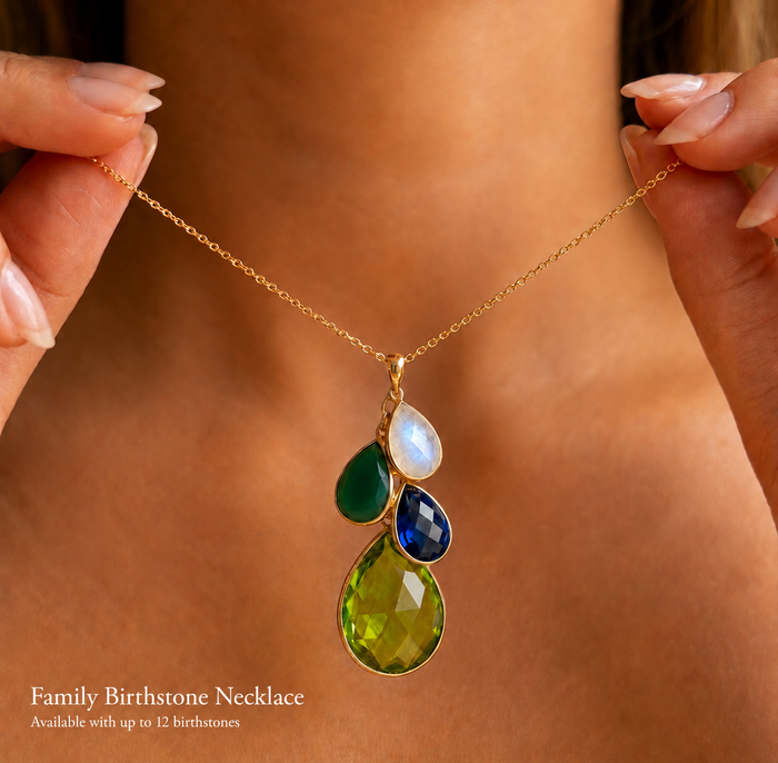 Custom family birthstone necklace for mom with natural teardrop gemstones in gold, personalized with children’s or grandchildren’s birthstones.