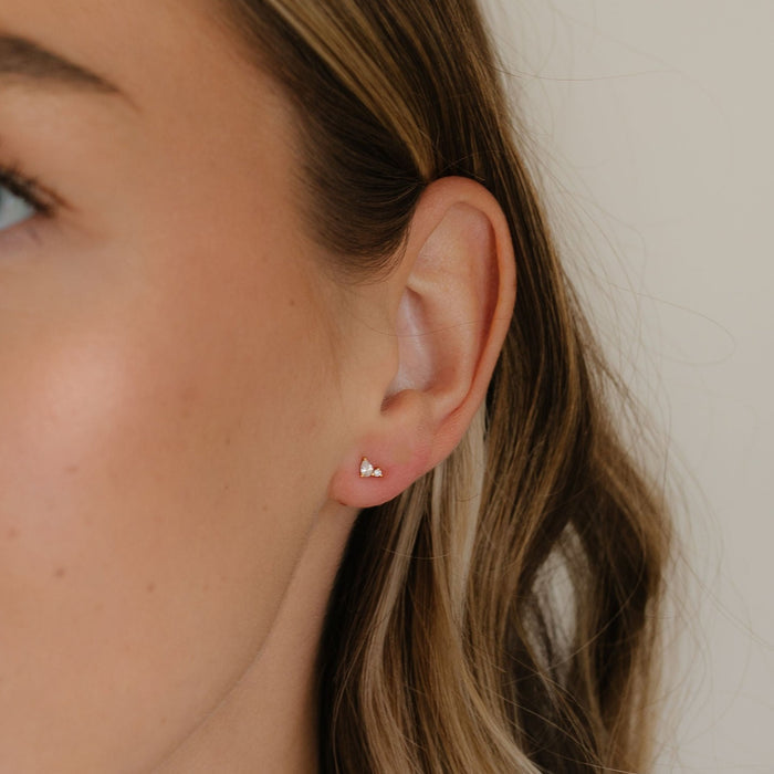 Dainty Cluster Stud Earring