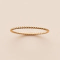 DAINTY TWIST RING