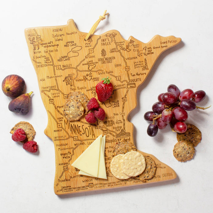 Destination Minnesota Cutting Board with Engraved Artwork