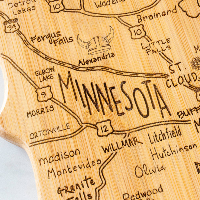Destination Minnesota Cutting Board with Engraved Artwork