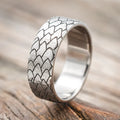"ECHO" - HAMMERED CUSTOM EMBOSSED DRAGON SCALE WEDDING RING - TITANIUM - SIZE 11-Staghead Designs