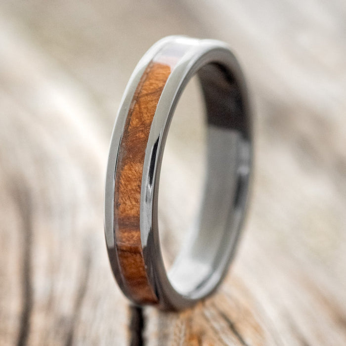 Black Zirconium / 4mm / Polished