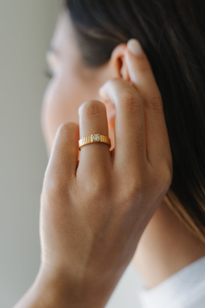 Fluted CZ Ring