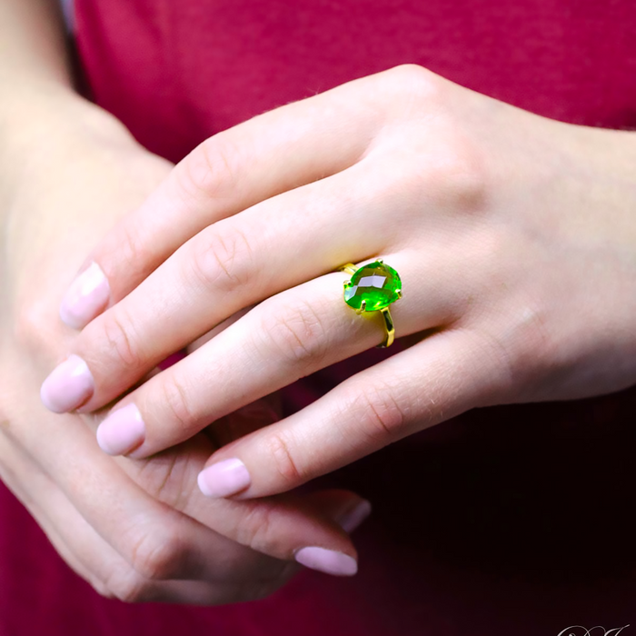 Garnet Teardrop Prong Set Ring • January Birthstone