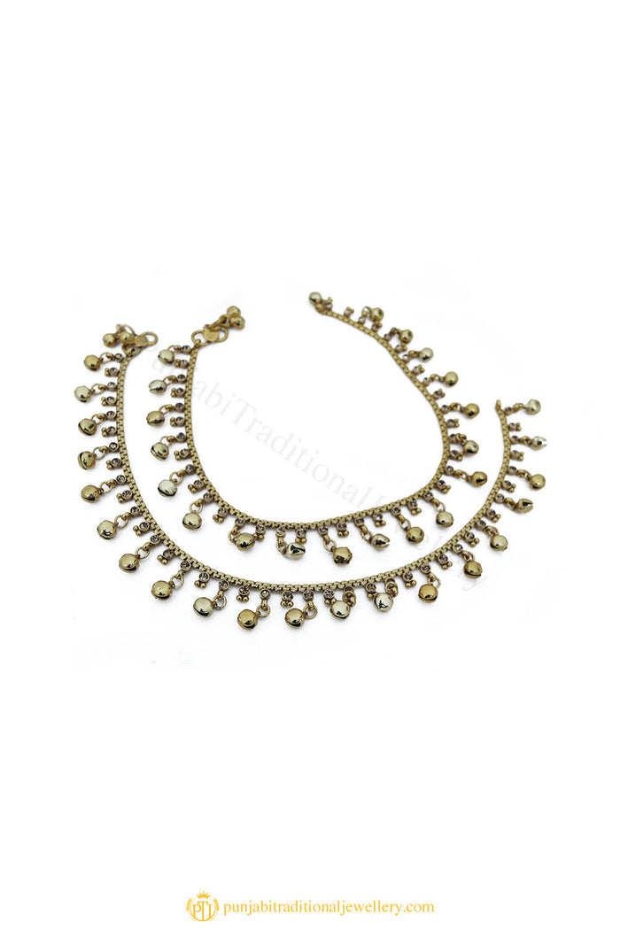 Gold Finished Payal by PTJ