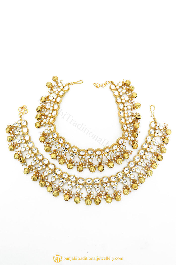 Gold Finished Payal by PTJ