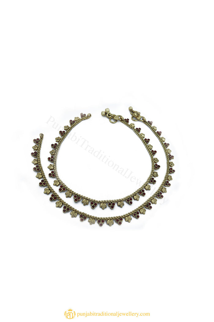 Gold Finished Payal by PTJ