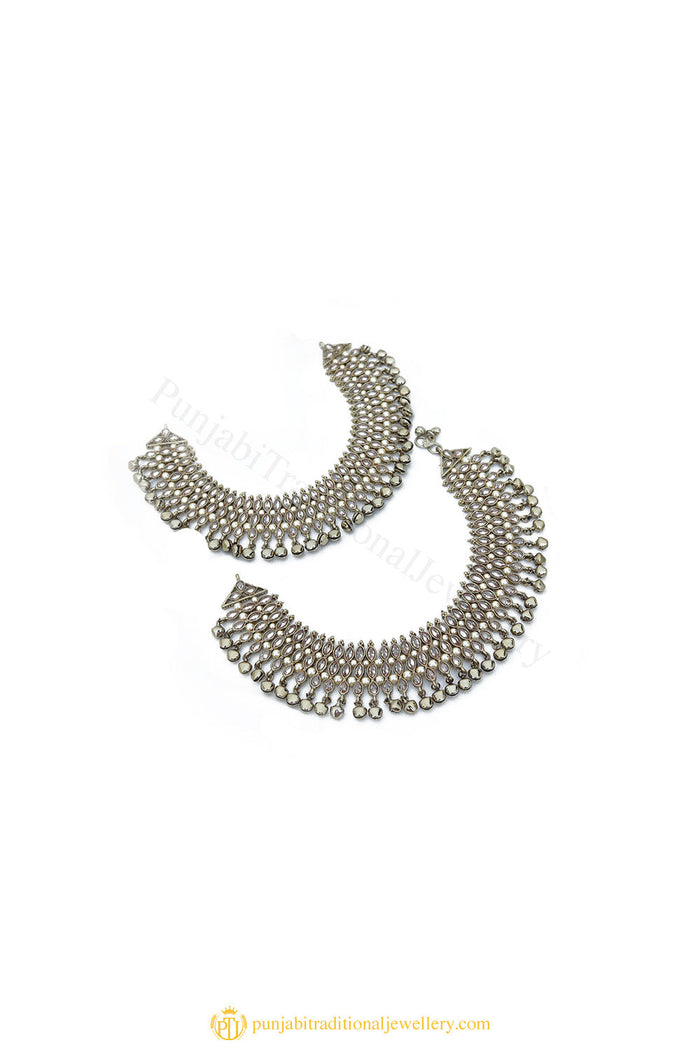 Gold Finished Payal by PTJ