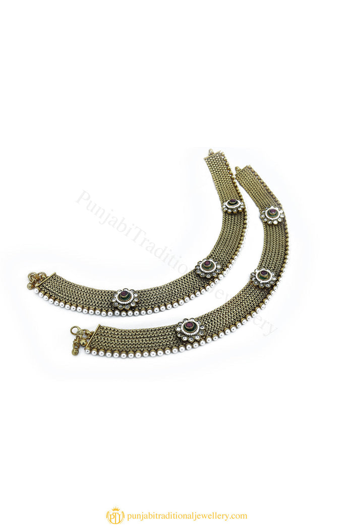 Gold Finished Payal by PTJ