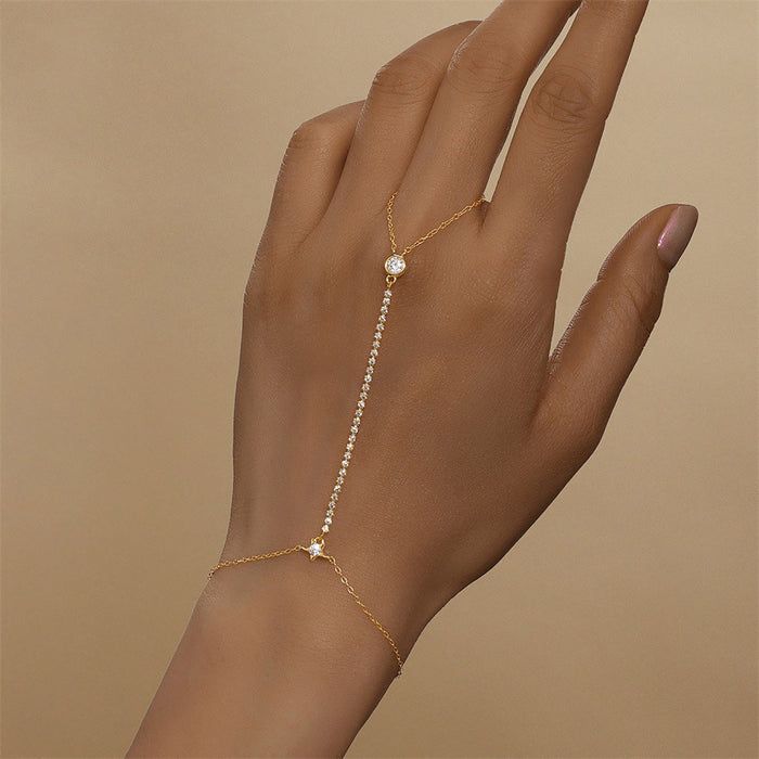 Hannah 14K Gold Star Round Linked Finger Bracelet