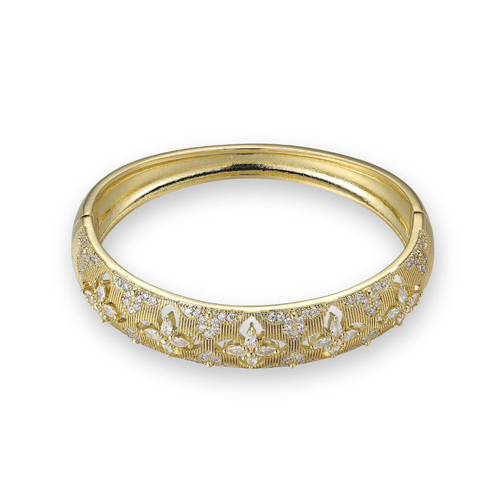 Honoria 14K Gold Hollow Floral Bangle