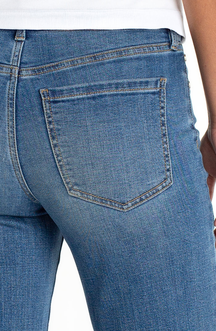 Liverpool Kennedy Crop Straight w/ Blind Hem (28" inseam) (Newport Beach)
