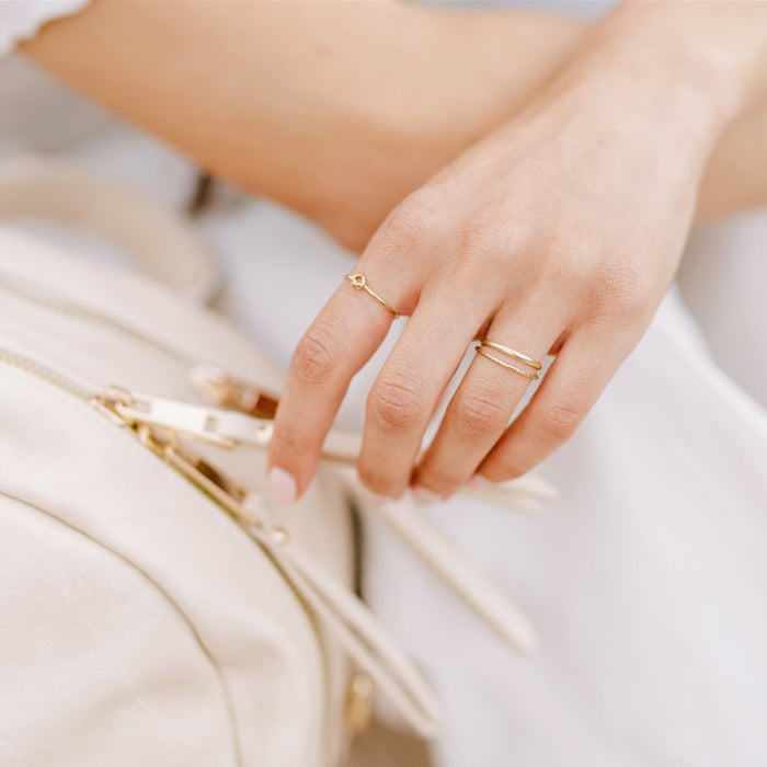 LOVE KNOT RING