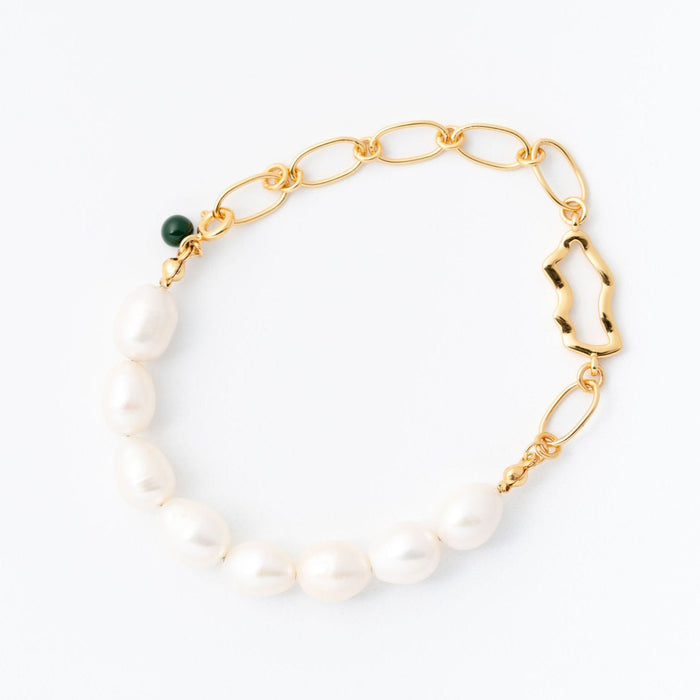Pearl and Chain Bracelet