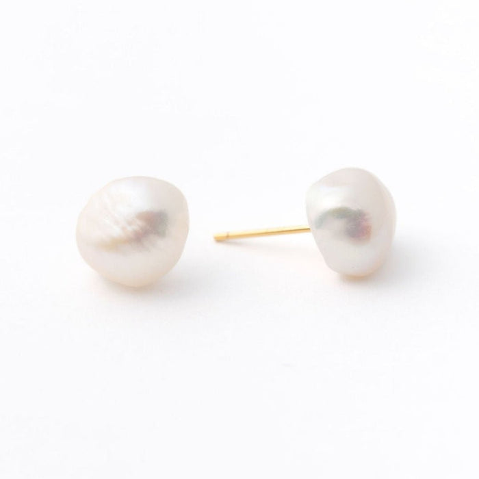 Pearl Stud Earring