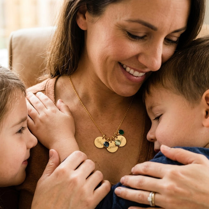 Personalized mom necklace with kids names and birthstones, custom gold family necklace gift for mother
