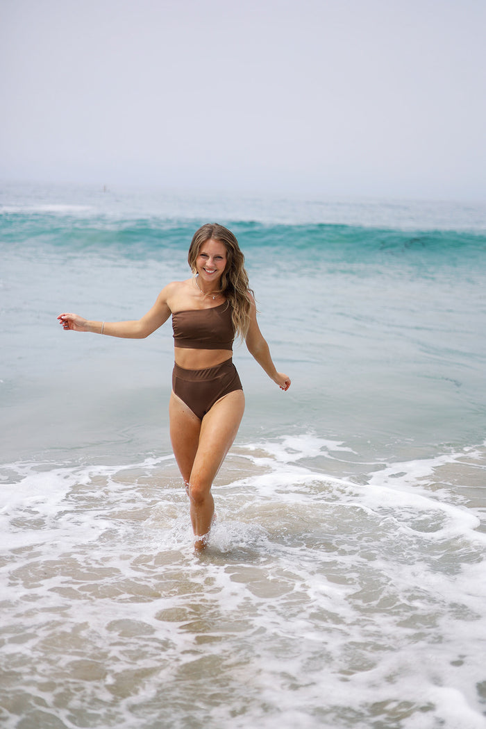 Remi One Shoulder Bikini Top | Mocha Ribbed with Support Band
