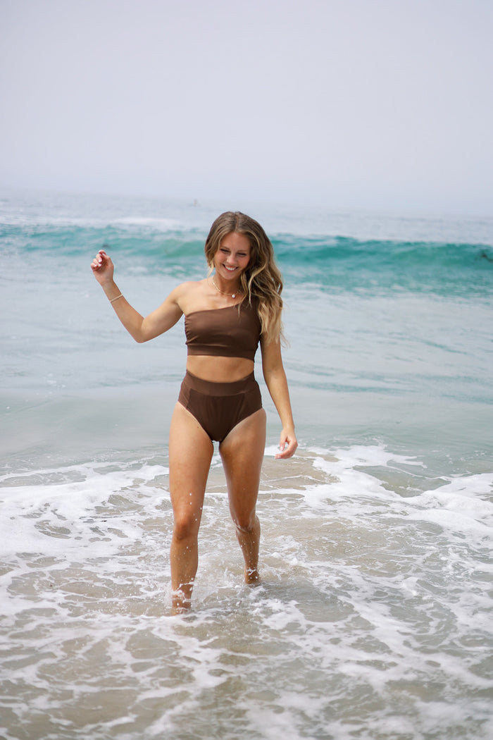 Remi One Shoulder Bikini Top | Mocha Ribbed with Support Band