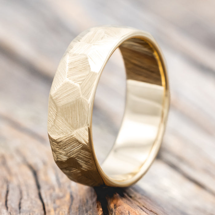 14K Yellow Gold / Faceted