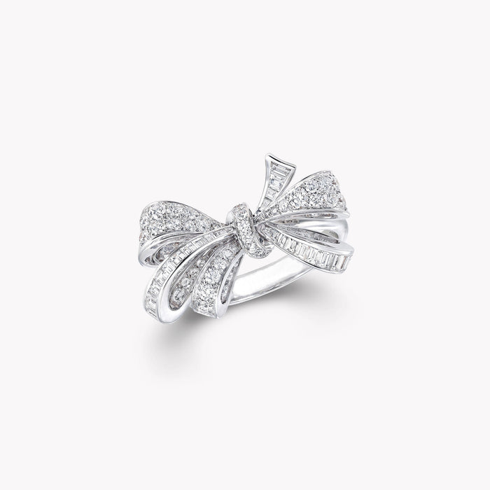 Stylisé White Butterfly Ring